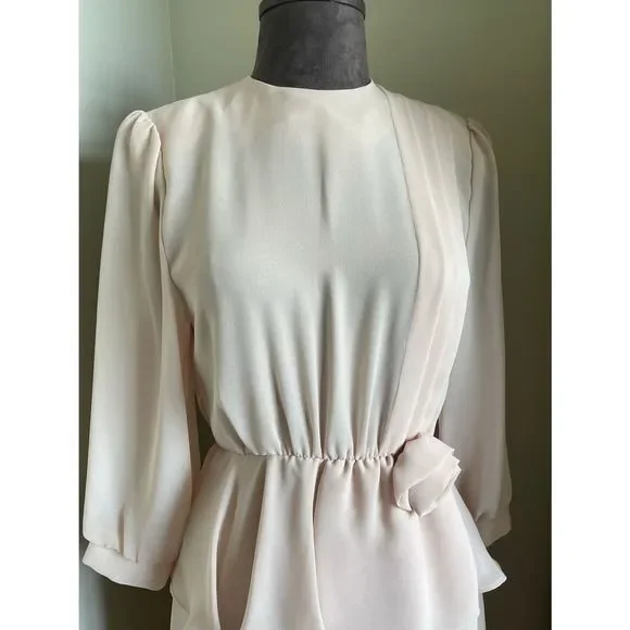 Vintage Nude Dress w Feminine Detailing - Picture 2 of 10